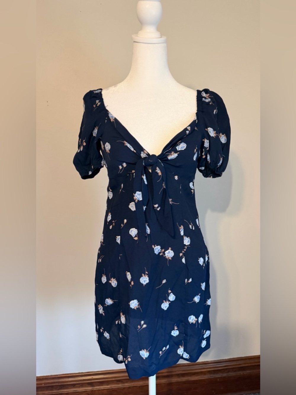 Planet Blue Navy Floral Tie-Front Puff Sleeve Dress